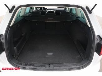 Volkswagen Passat Variant 2.0 TDI DSG Highline Pano LED ACC HUD Dynaudio ErgoComf. AHK SHZ picture 25