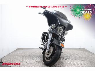 Harley-Davidson  FLHR Road King LED Sissybar picture 6