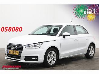 krockskadad bil auto Audi A1 Sportback 1.0 TFSI Navi Airco Cruise PDC 104.691 km! 2018/8