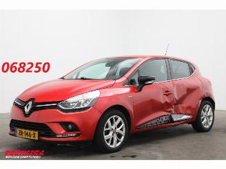 damaged passenger cars Renault Clio 0.9 TCe Limited Navi Airco Cruise PDC 66.679 km! 2019/7