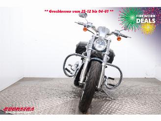 Harley-Davidson  VRSCA V-Rod Vance Hines picture 6