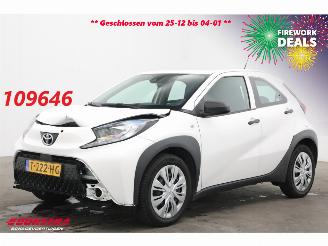 Vaurioauto  passenger cars Toyota Aygo 1.0 VVT-i MT ACC 2023/6