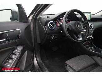 Mercedes A-klasse 180 7G-Tronic LED Navi Airco Cruise PDC SHZ picture 10