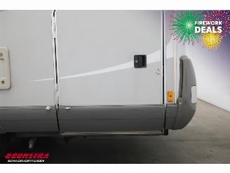 Hymer  B 614 Hymermobil 2.8 JTD Dakairco Solar Hefbed Dwarsbed Cruise Apple/Anrdoid picture 5