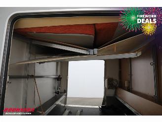 Hymer  B 614 Hymermobil 2.8 JTD Dakairco Solar Hefbed Dwarsbed Cruise Apple/Anrdoid picture 12