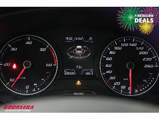 Seat Leon ST 1.6 TDI Style LED Pano Navi Clima Cruise PDC AHK picture 21