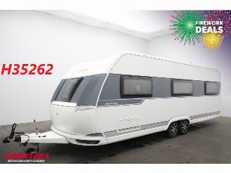 damaged caravans Hobby  650 Prestige Luifel Rondzit Douche Oven BY 2017 2017/2