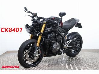 dommages motocyclettes  Triumph Speed Triple 1200 RS Akrapovic LED Cruise 120 km!! 2025/10