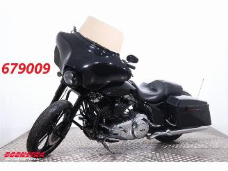 krockskadad bil motor Harley-Davidson  103 FLHX Street Glide 103 FLHX Street Glide ABS LED Cruise Radio 2013/1