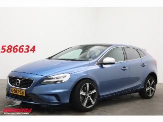 Schadeauto Volvo V-40 1.5 T3 Aut. R-Design LED H/K Leder Navi Clima Cruise Camera SHZ PDC AHK 2019/11