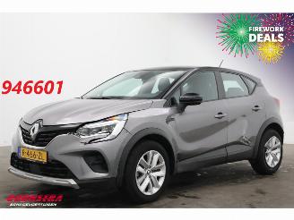 krockskadad bil auto Renault Captur 1.0 TCe 90 evolution Navi Airco Cruise PDC 26.206 km! 2022/12