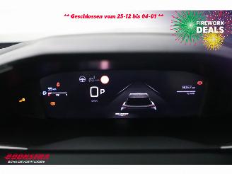 Peugeot 2008 1.2 Hybrid 145 Allure LED ACC Navi Clima Camera Virtual 8.067 km! picture 23
