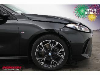 BMW 1-serie 116 M-Sport Pano LED 360° HUD Apple/Android picture 5