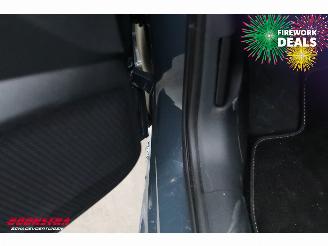 Seat Leon Sportstourer 1.5 eTSI Style Aut. LED ACC Navi Clima Camera 16.633 km! picture 10