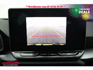 Seat Leon Sportstourer 1.5 eTSI Style Aut. LED ACC Navi Clima Camera 16.633 km! picture 19