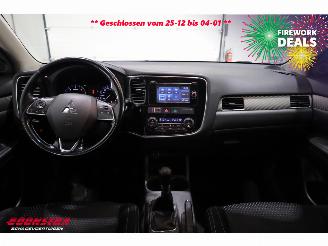 Mitsubishi Outlander 2.2 DI-D Intense Clima Cruise Camera Bluetooth AHK 184.136 km! picture 9