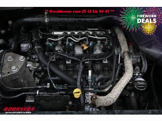 Land Rover Discovery Sport 2.2 TD4 4WD HSE Leder Navi Clima Cruise Camera PDC AHK picture 6