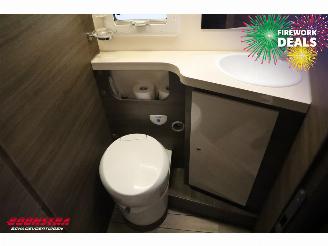 Mc Louis  Carat 473 2.2 MJ Solar Garage Hefbed Single Beds TV Leder Airco Cruise picture 18