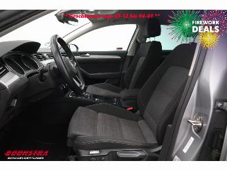 Volkswagen Passat Variant Variant 1.5 TSI DSG Comfort Business LED ACC Navi Clima PDC AHK picture 14