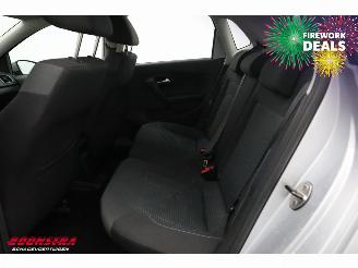 Volkswagen Polo 1.0 BlueMotion Edition Navi Clima Cruise PDC picture 18