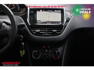 Peugeot 2008 1.2 PureTech Active Pano Navi Airco Cruise PDC 77.152 km! picture 14