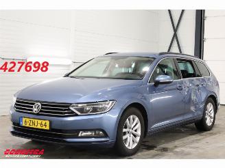 Vaurioauto  passenger cars Volkswagen Passat Variant 1.6 TDI Comfortline Clima Cruise SHZ PDC AHK 2015/2