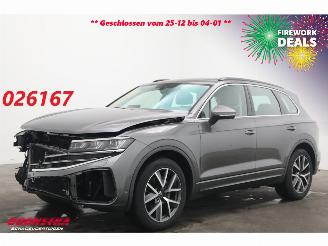 krockskadad bil auto Volkswagen Touareg 3.0 TDI Aut. 4WD Elegance Pano LED ACC Leder Memory Massage Ventilatie AHK 2024/9