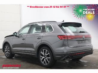 Volkswagen Touareg 3.0 TDI Aut. 4WD Elegance Pano LED ACC Leder Memory Massage Ventilatie AHK picture 4