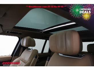 Land Rover Range Rover 3.0 P550e Autobiography PHEV 4X Massage/Memory Pano AHK picture 22
