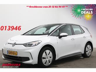 skadebil auto Volkswagen ID.3 Pure Oranje Edition 52 kWh LED ACC Apple/Android LRHZ SHZ 2025/1