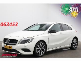 Mercedes A-klasse 180 Navi Airco Cruise SHZ 135.190 km! picture 1