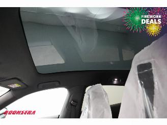 Porsche Taycan 4 93 kWh Pano Bose Sport Chrono ACC Memory 360° 15 km!! picture 11