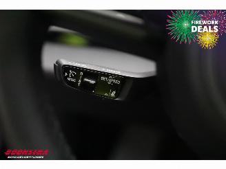 Porsche Taycan 105 kWh Performance Pano Bose Memory ACC picture 19