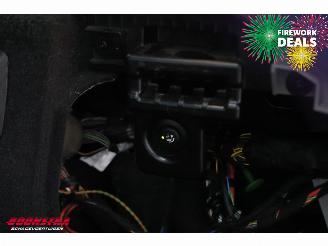 BMW 5-serie Touring 530xd Aut. Pano Memory Navi Clima Cruise SHZ PDC AHK picture 31