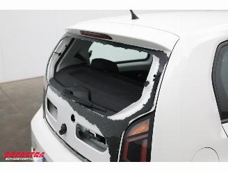 Volkswagen Up! 1.0 BMT move up! Airco Bluetooth 49.259 km! picture 9
