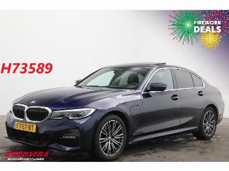 Coche accidentado BMW 3-serie 330e High Executive Schuifdak Leder HUD H/K ACC LED SHZ 2019/9
