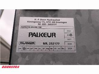 GINAF  4241 S 8X4 Kipper HMF 1643 Z2 Kran Euro 5 picture 7