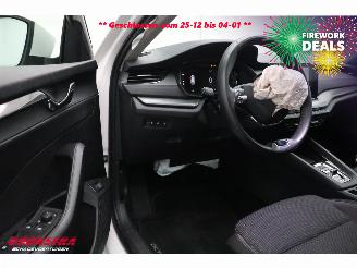 Skoda Octavia Combi 1.0 e-TSI DSG Business Edition Virtual Navi Clima Cruise Camera picture 20