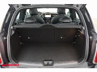 Mini Cooper SE Electric Yours 33 kWh Pano LED HUD H/K Leder SHZ Camera 60.571 km! picture 24