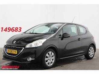 ojeté vozy osobní automobily Peugeot 208 1.2 VTi Active Navi Bluetooth Clima Cruise PDC AHK 2012/12