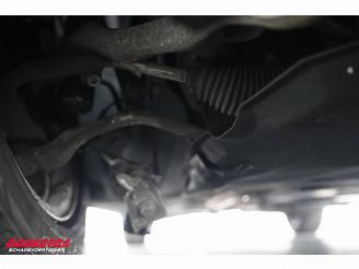 BMW 3-serie Touring 318i Aut. Pano LED Leder Navi Clima Cruise SHZ PDC picture 6