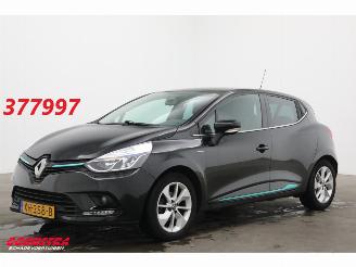 Schadeauto Renault Clio 0.9 TCe Limited Navi Airco Cruise PDC 2019/1