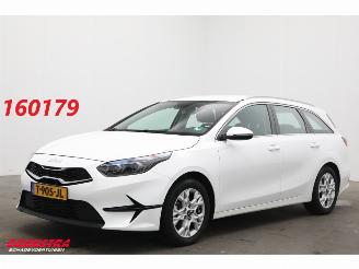 Schadeauto Kia Ceed 1.0 T-GDi DynamicLine LED ACC Navi Clima PDC 2023/7