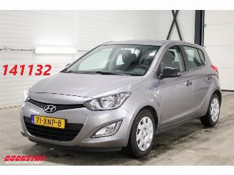 Unfallwagen Hyundai I-20 1.2i Business Edition Airco AHK 82.240 km! 2012/7
