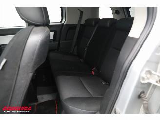 Toyota FJ Cruiser 4.0 V6 4X4 LPG-G3 Airco Cruise Camera AHK picture 9