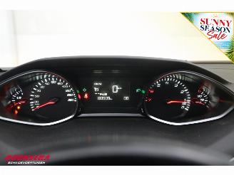 Peugeot 308 SW 1.2 PureTech Active Pano Navi Clima Cruise PDC AHK picture 13