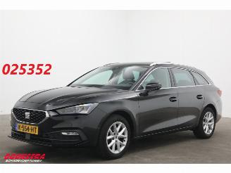 škoda osobní automobily Seat Leon Sportstourer 1.5 eTSI DSG Style Pano LED ACC Leder Navi SHZ LRHZ AHK 2021/2