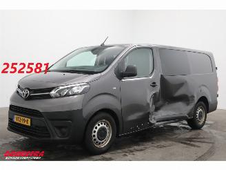 damaged commercial vehicles Toyota Proace 2.0 D-4D DoKa DC 6P. Aut. Navi Airco Cruise Apple/Android PDC 2023/6