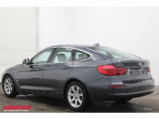 BMW 3-serie 318d SportLine Leder HUD Navi Clima Cruise Camera SHZ 49.849 km! picture 4