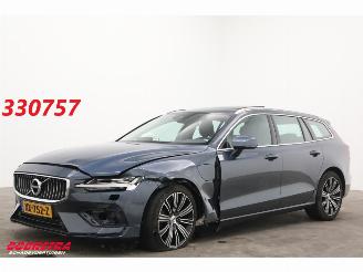 Damaged car Volvo V-60 T8 Twin Engine AWD Inscription Pano LED ACC H/K Ventilatie LRHZ AHK 2019/4
